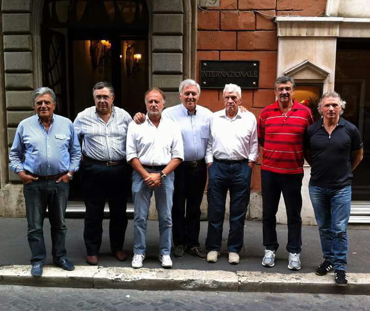 Uno degli ultimi consigli direttivi della WPD con Gabriele Pomilio. Da sinistra: Lucio Pisani, Marco Ferraro, Bruno Cufino, Yiannis Giannouris, Gabriele Pomilio, Ratko Rudic ed Emanuele Zanatta.